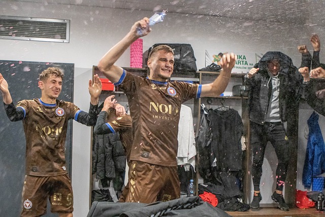 也证明了他 也证明了他